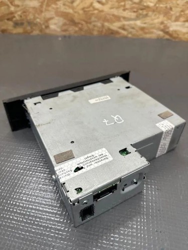 Audi cd changer - cd,