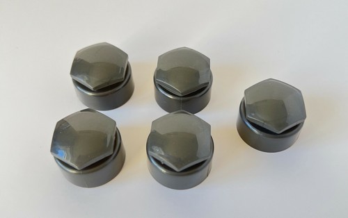 Locking wheel nut covers - wheel, audi